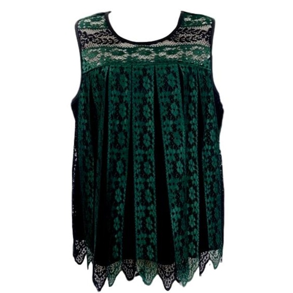 Ultra Pink Tops - Ultra Pink Lace Pleated Scalloped Hem Tunic NEW